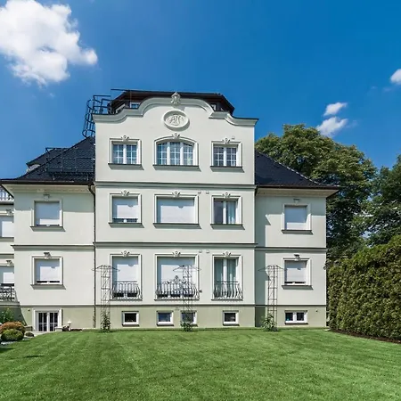Hotel Villa am Waldschlösschen-2